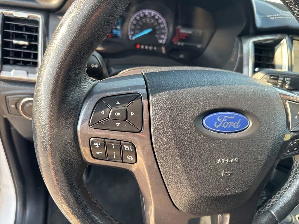 Used 2019 White Ford Lariat image 52