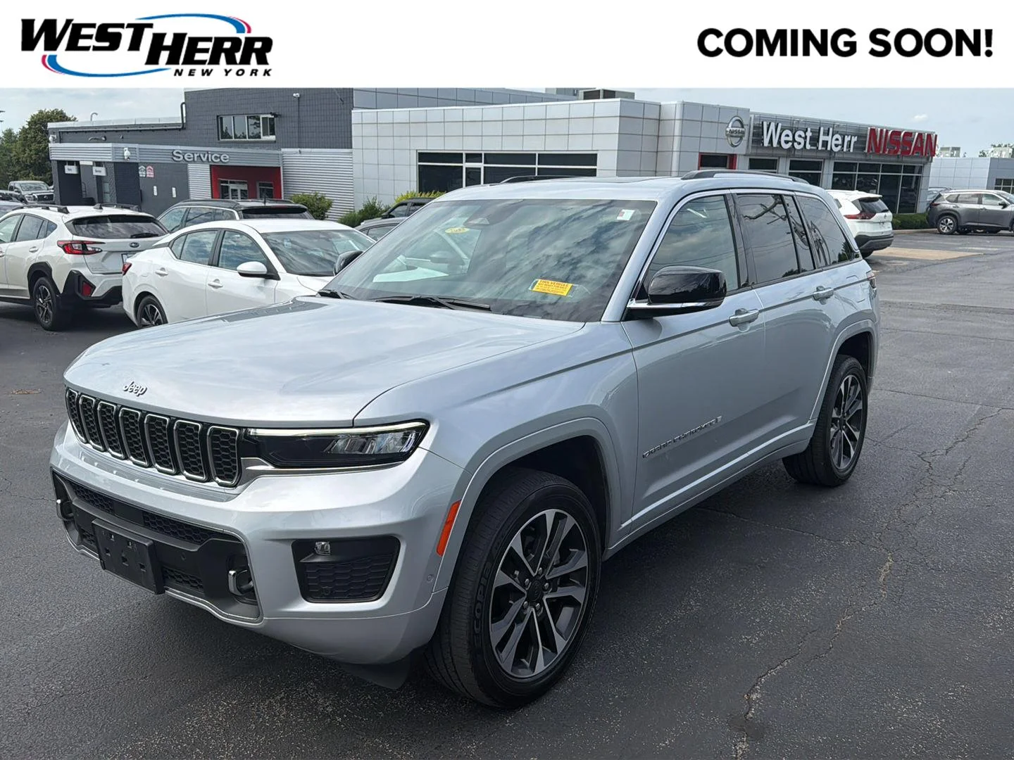 Used 2022 Silver Zynith Jeep Overland image 1