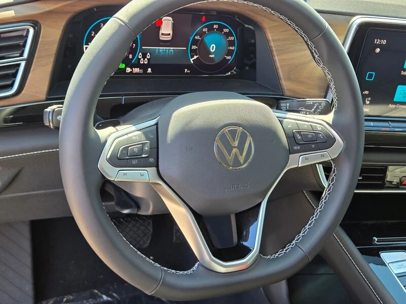 New 2026 Green Volkswagen 2.0T SE w/Technology image 12