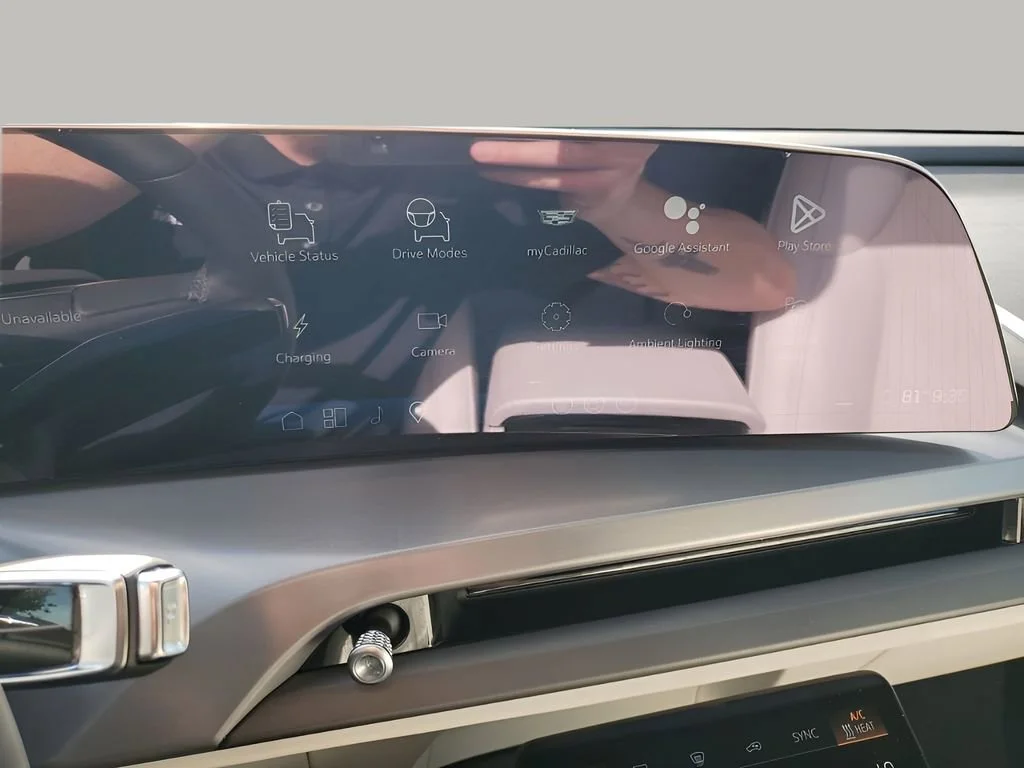 2026 Cadillac VISTIQ Sport - Photo 40
