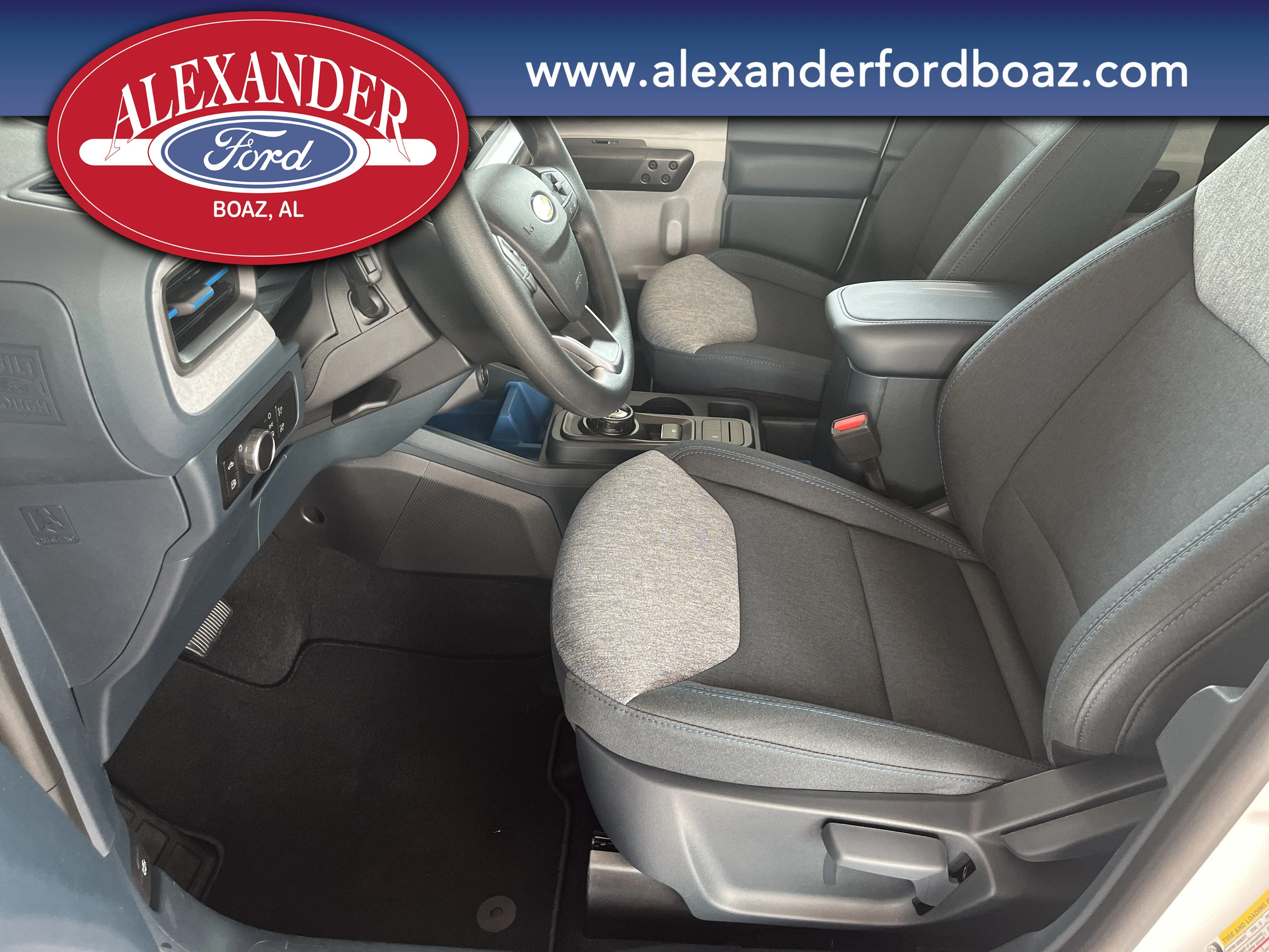 New 2026 Oxford White Ford XLT image 10