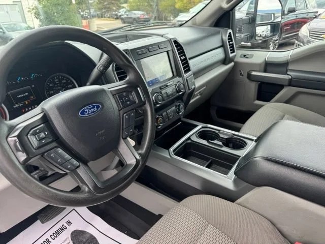 Used 2021 White Ford XL image 16