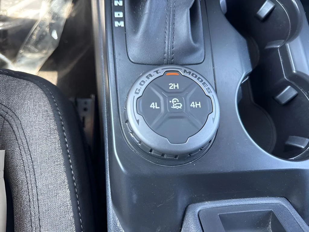 Used 2025 White Ford Big Bend image 13