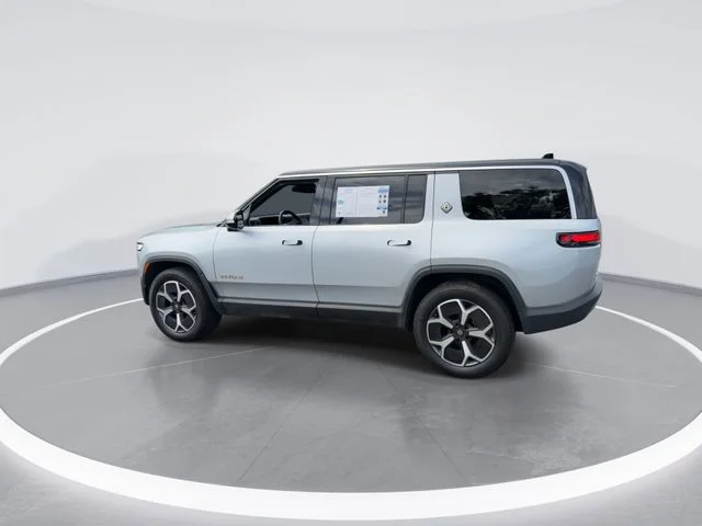 Used 2024  Rivian Adventure image 6
