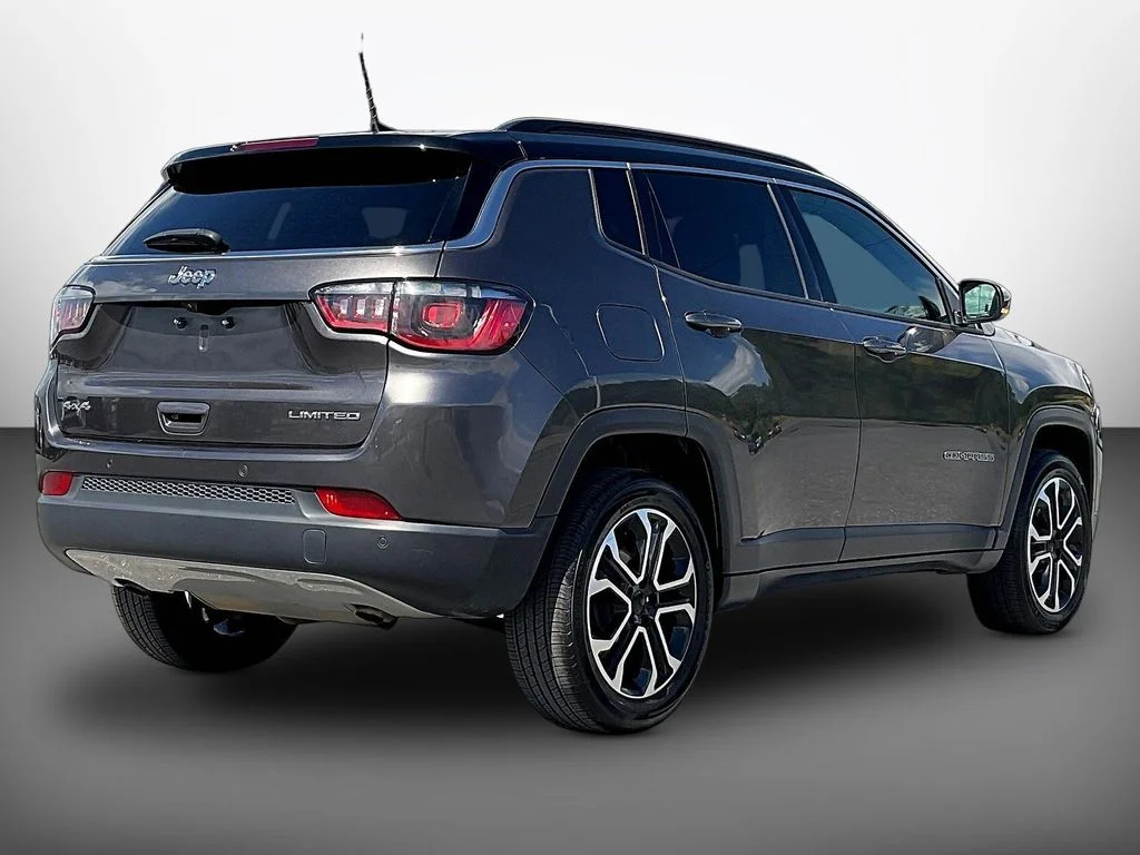 Used 2024 Gray Jeep Limited image 6