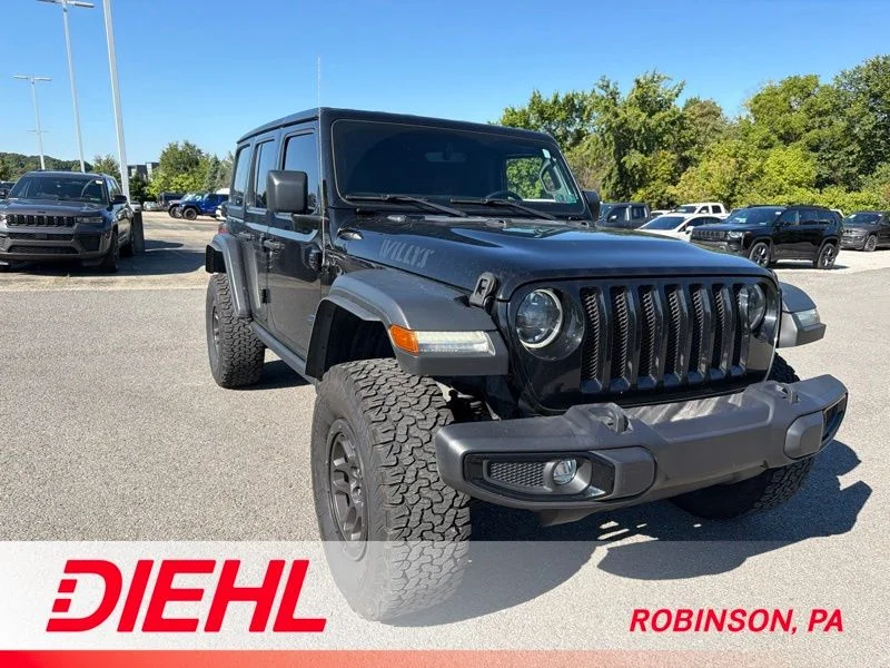 Used 2023 Black Jeep Sport image 4
