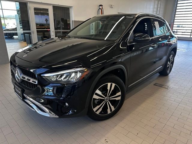 Used 2024 Black Mercedes-Benz GLA 250 image 1