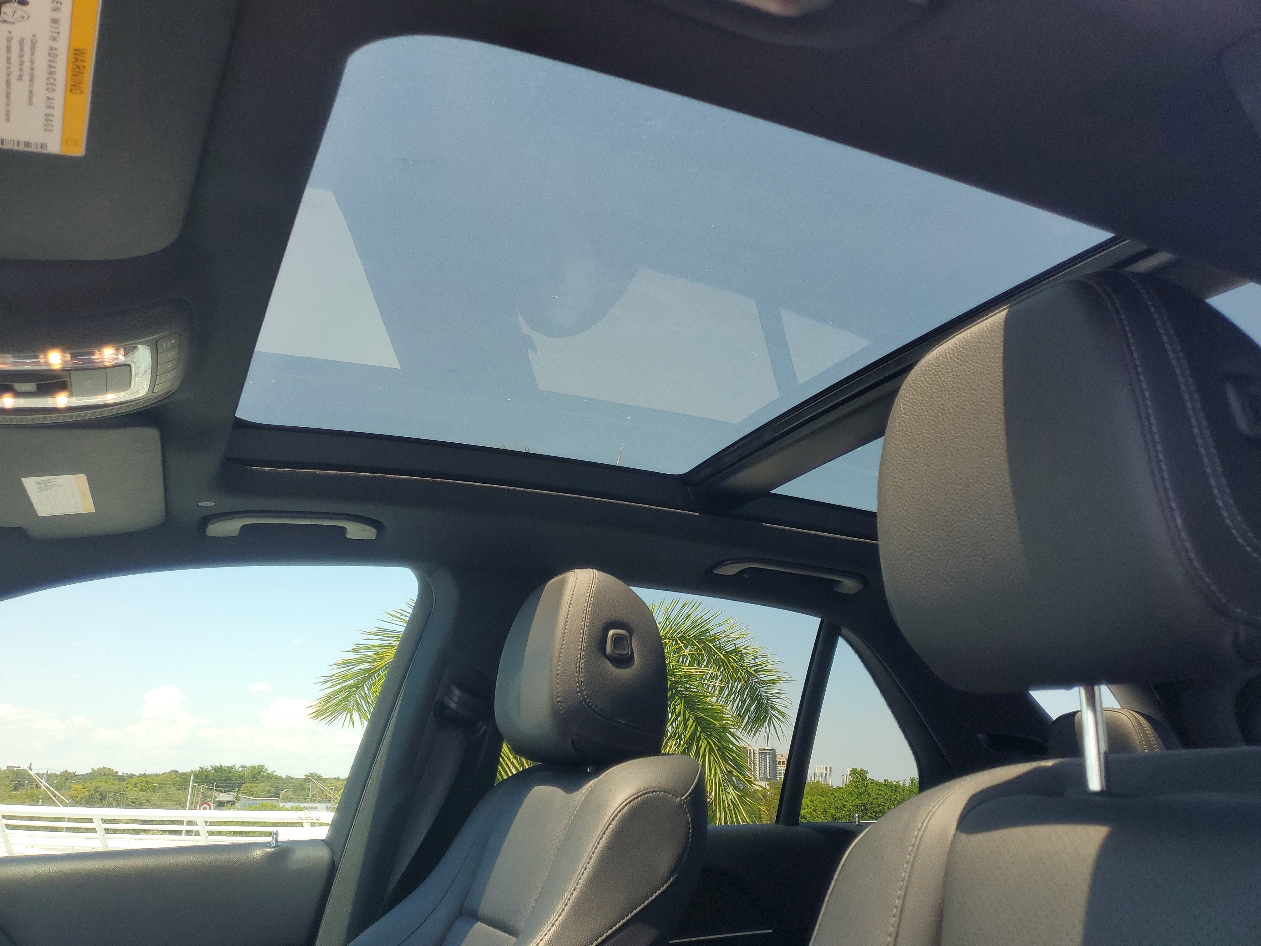 Used 2022 Black Mercedes-Benz GLE 350 image 18