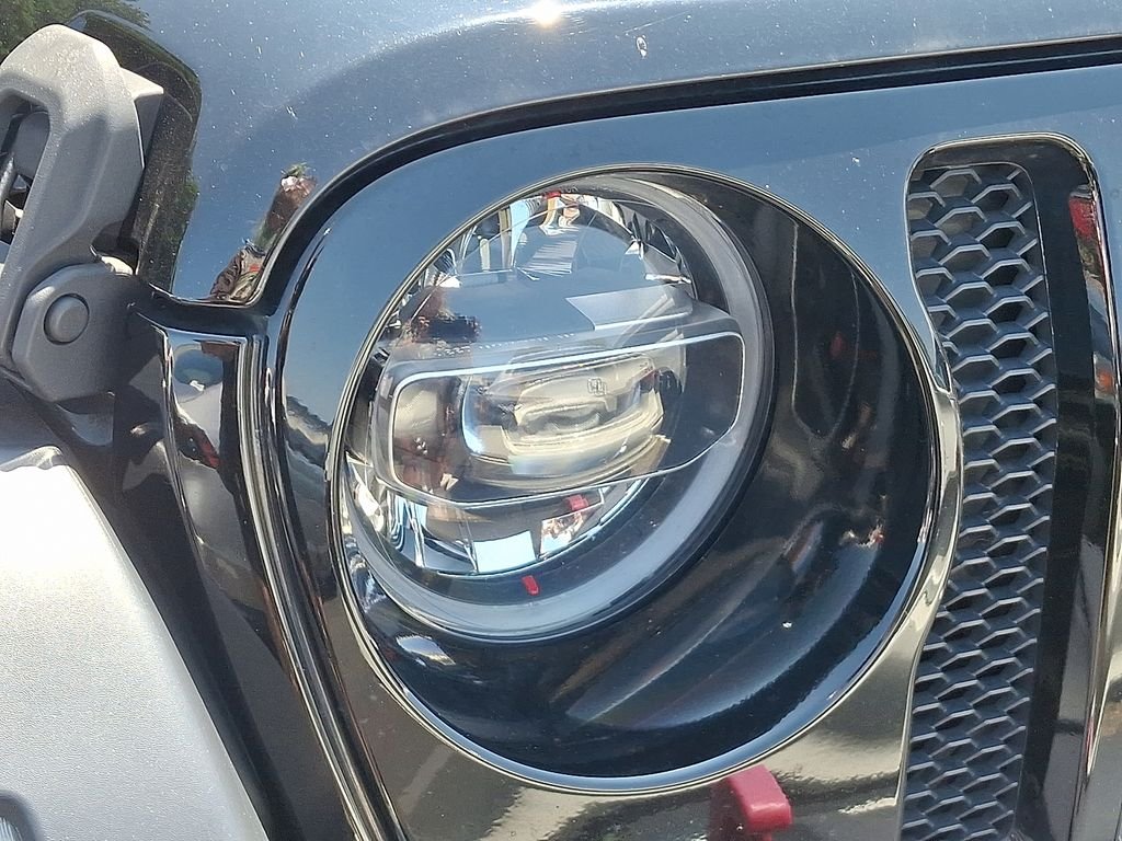 Used 2020 Black Clearcoat Jeep Unlimited Sport image 3