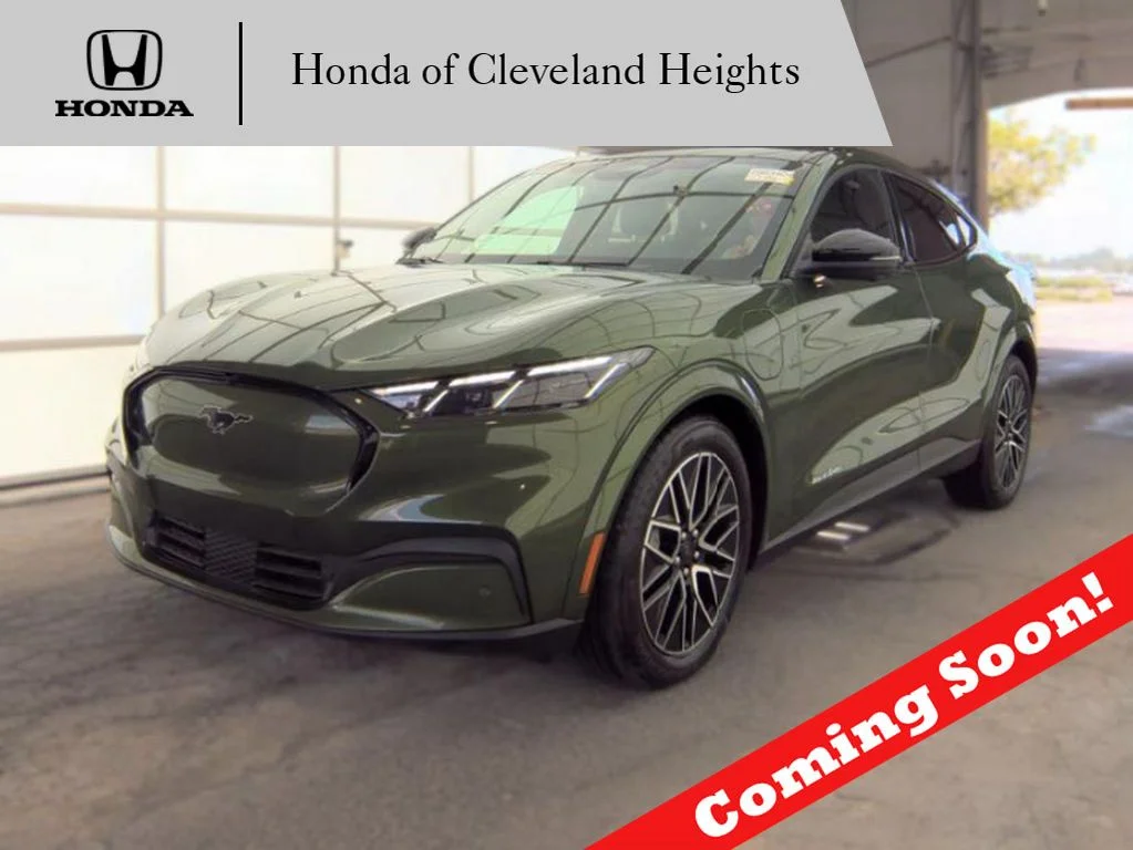 Used 2025 Green Metallic Ford Premium image 1