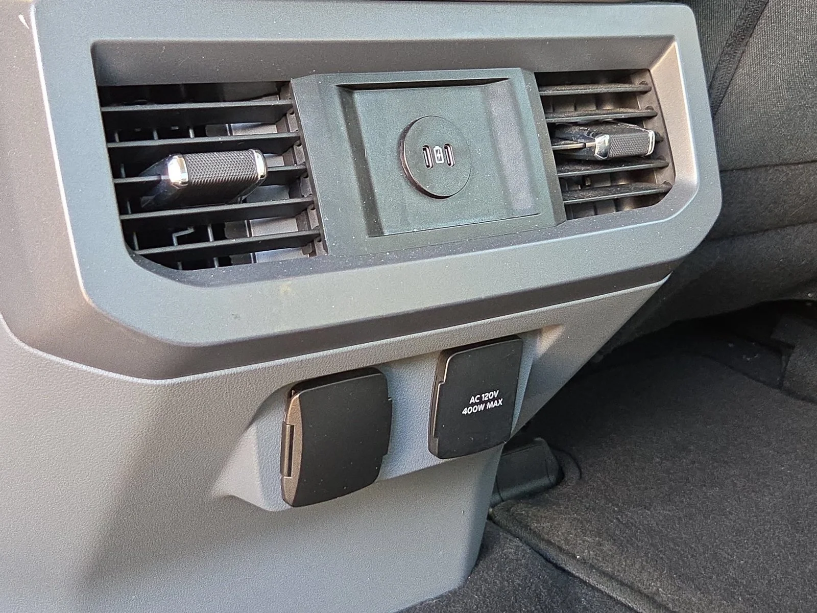Used 2024 Silver Ford XLT image 20