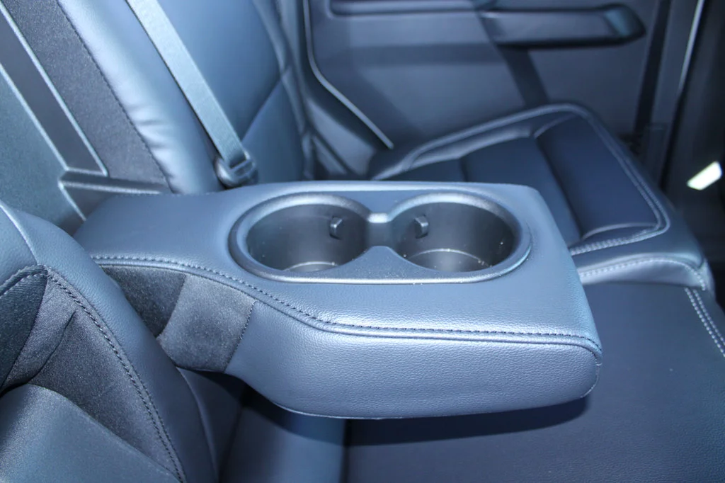 New 2026 Avalanche Gray Ford Outer Banks® image 24