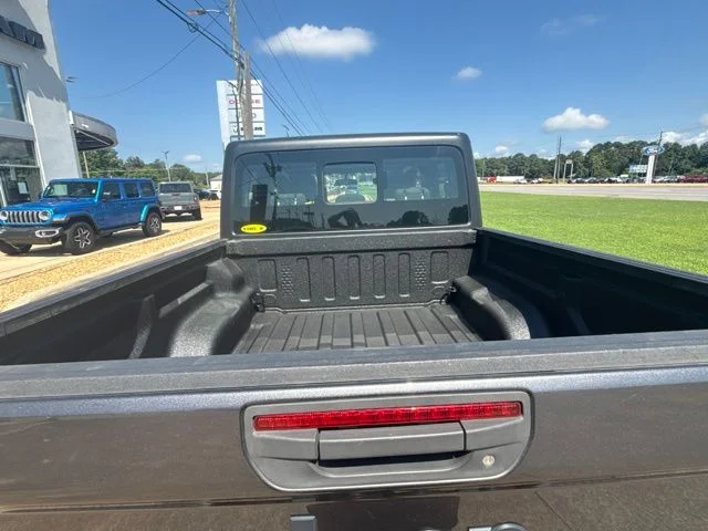 Used 2020 Gray Jeep Sport image 8