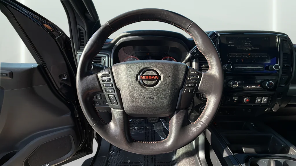 Used 2021 Black Nissan PRO-4X image 21