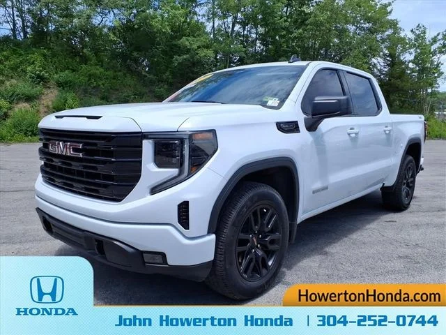 Used 2024 White GMC Elevation image 9
