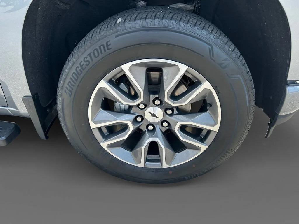 Used 2020 SATIN STEEL METALLIC Chevrolet RST image 8