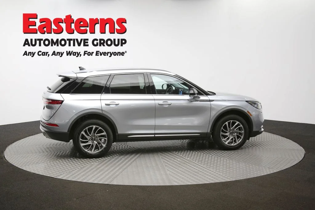 Used 2022 Silver Lincoln Standard image 44