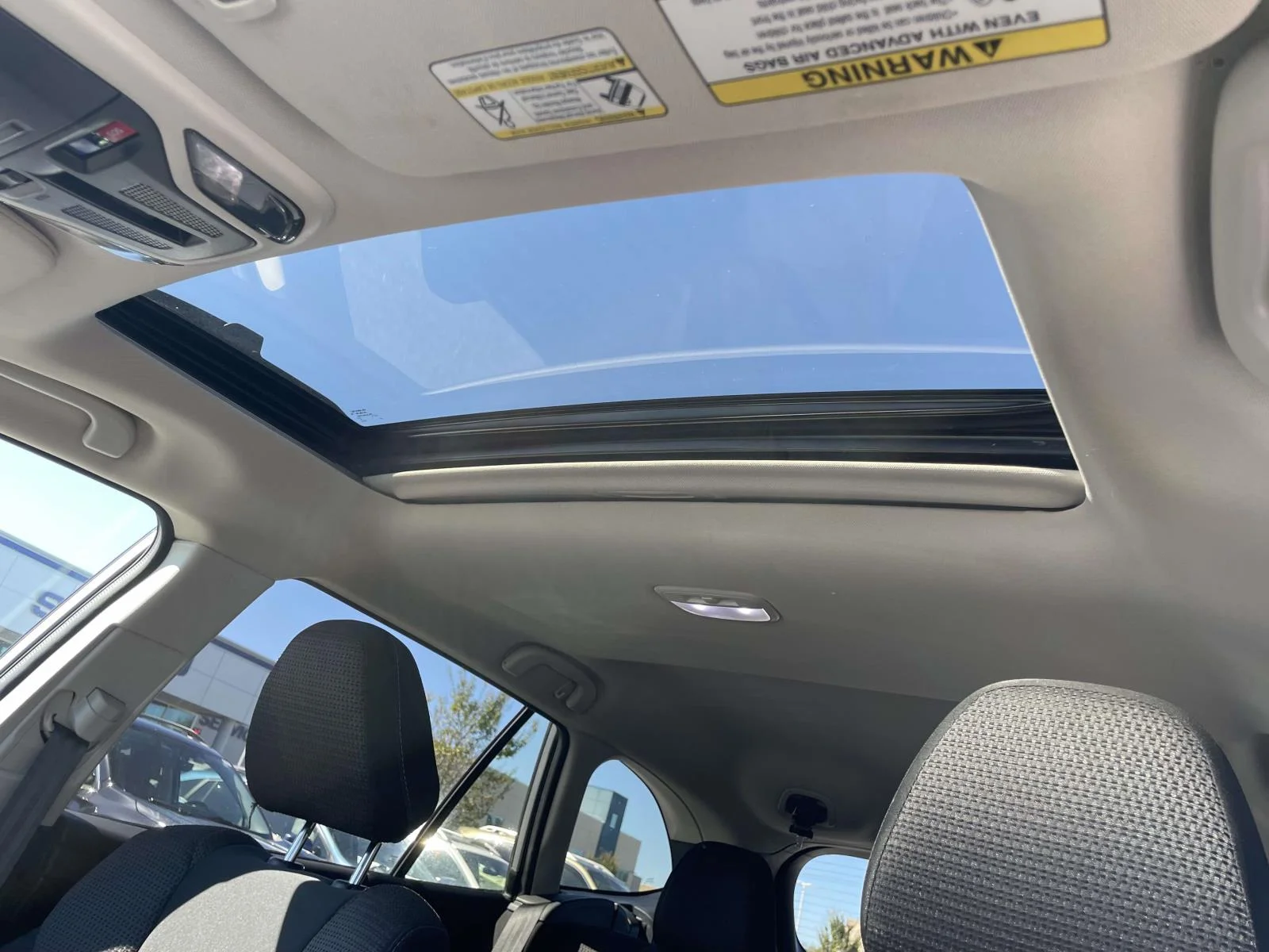 Used 2025 Ice Silver Metallic Subaru Premium image 9