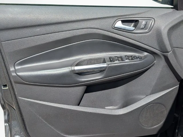 Used 2018 Gray Ford SE image 13