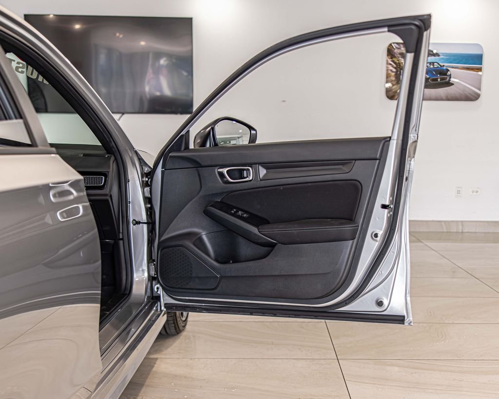 Used 2025 Silver Honda Sport image 37