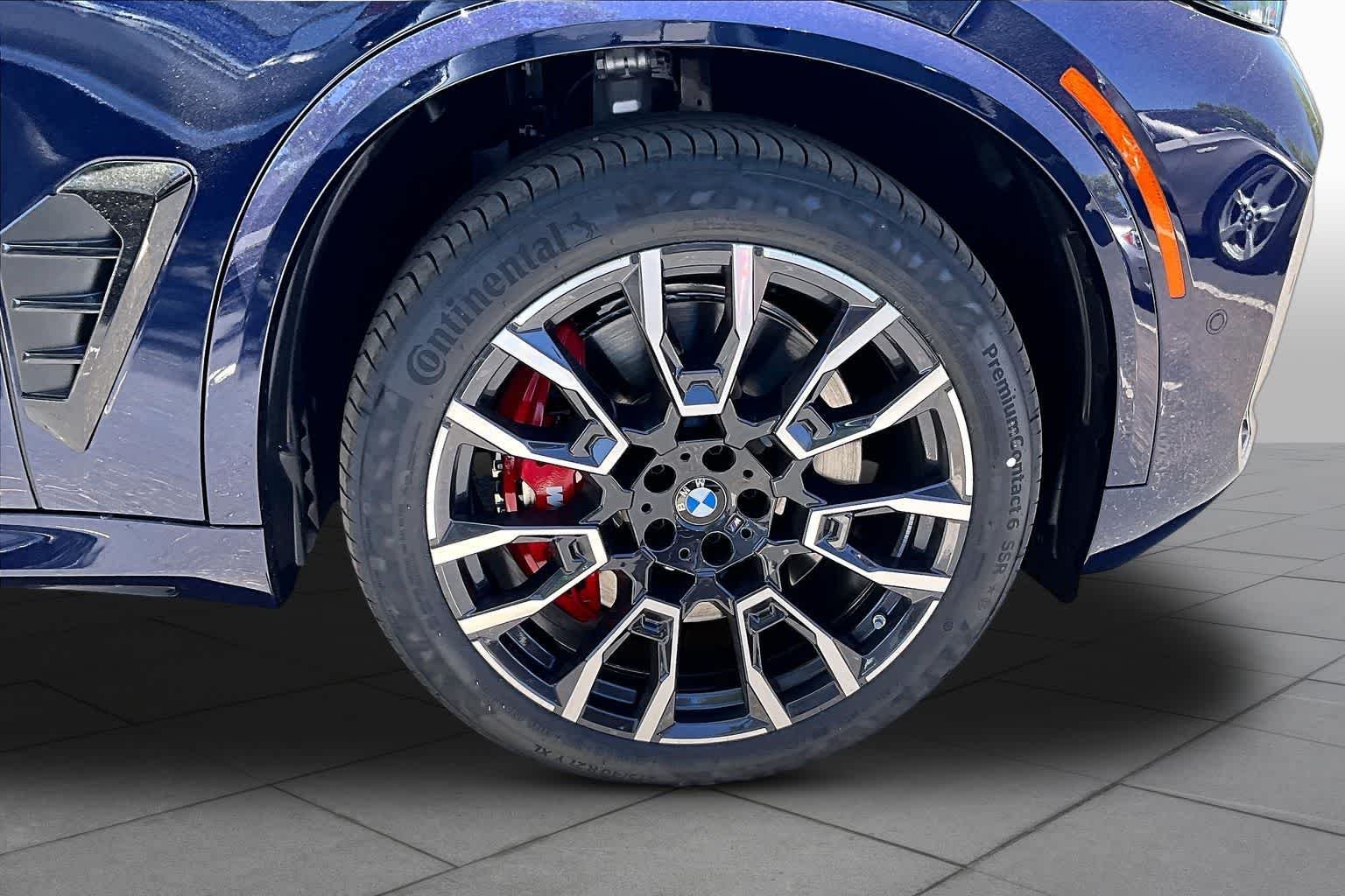 New 2026 Tanzanite Blue II Metallic BMW xDrive50e image 11