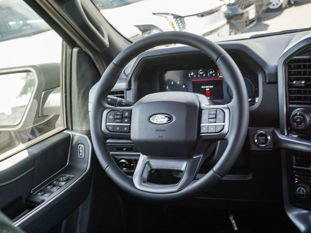 New 2026 Iconic Silver Metallic Ford XLT image 16