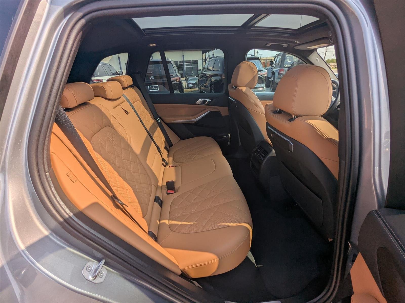 Certified Used 2024 Skyscraper Grey Metallic BMW xDrive40i image 32