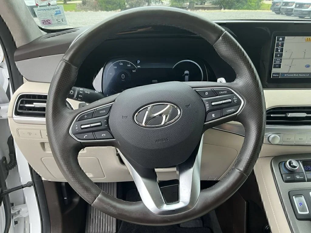 Used 2020 White Hyundai Limited image 13