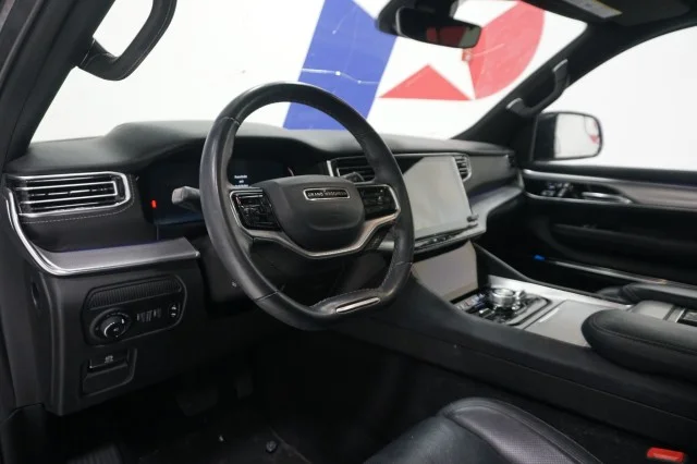 2023 Jeep Grand Wagoneer Series I - Photo 25