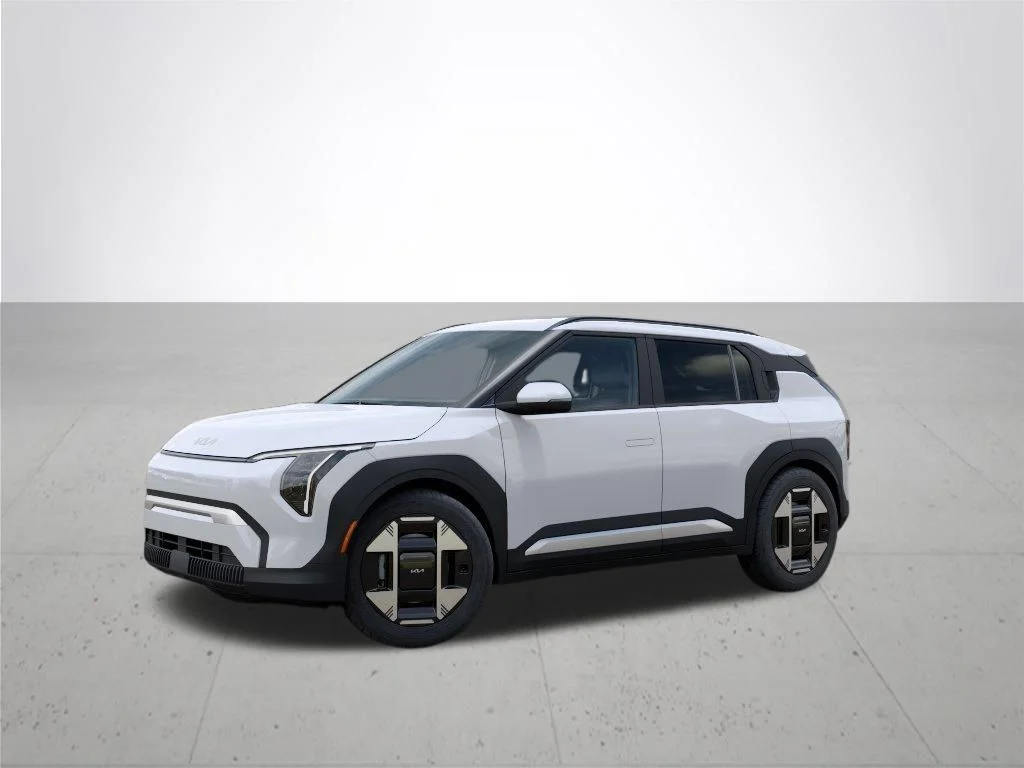 New 2027 White Kia Wind image 3