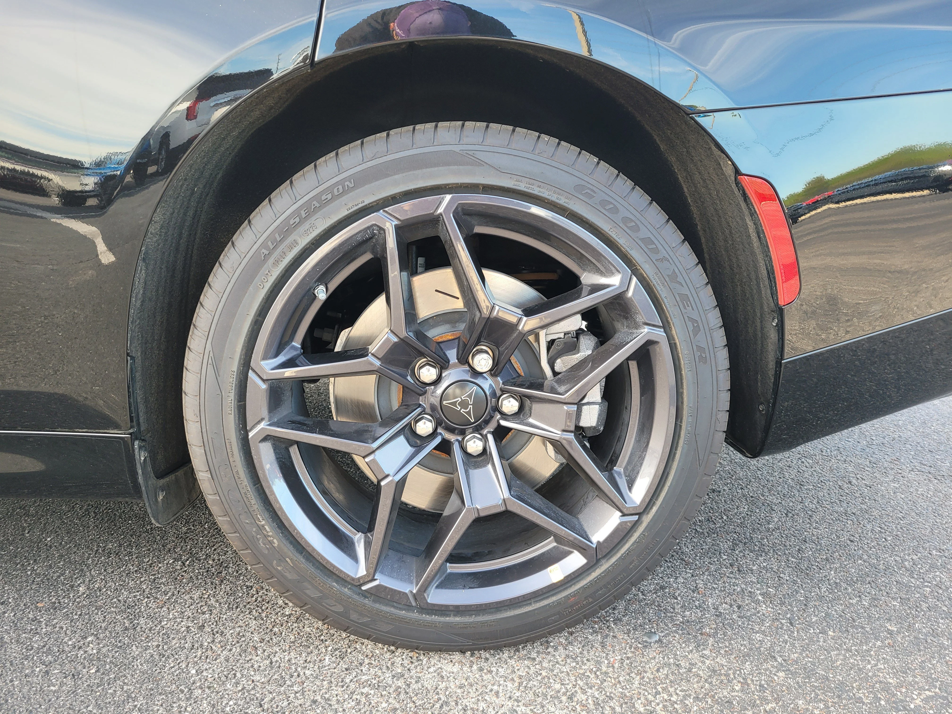 New 2026 Diamond Black Crystal Pearlcoat Dodge R/T Plus image 9