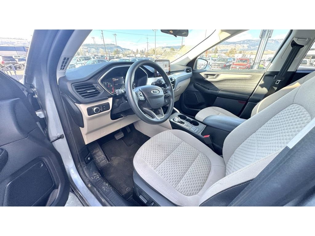 2022 Ford Escape SE - Photo 17