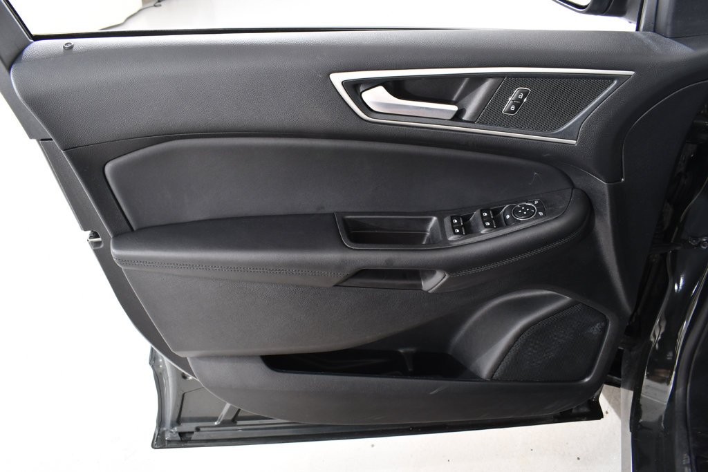 Used 2024 Green Metallic Ford SEL image 25