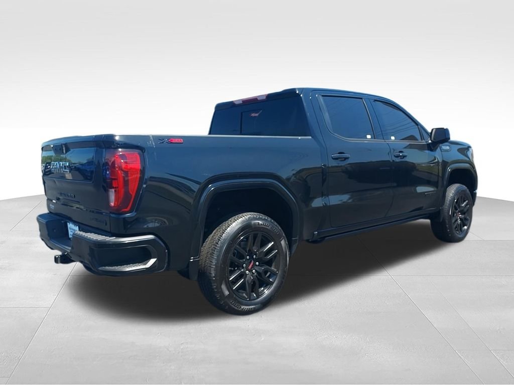 Used 2022 Black GMC Elevation image 8