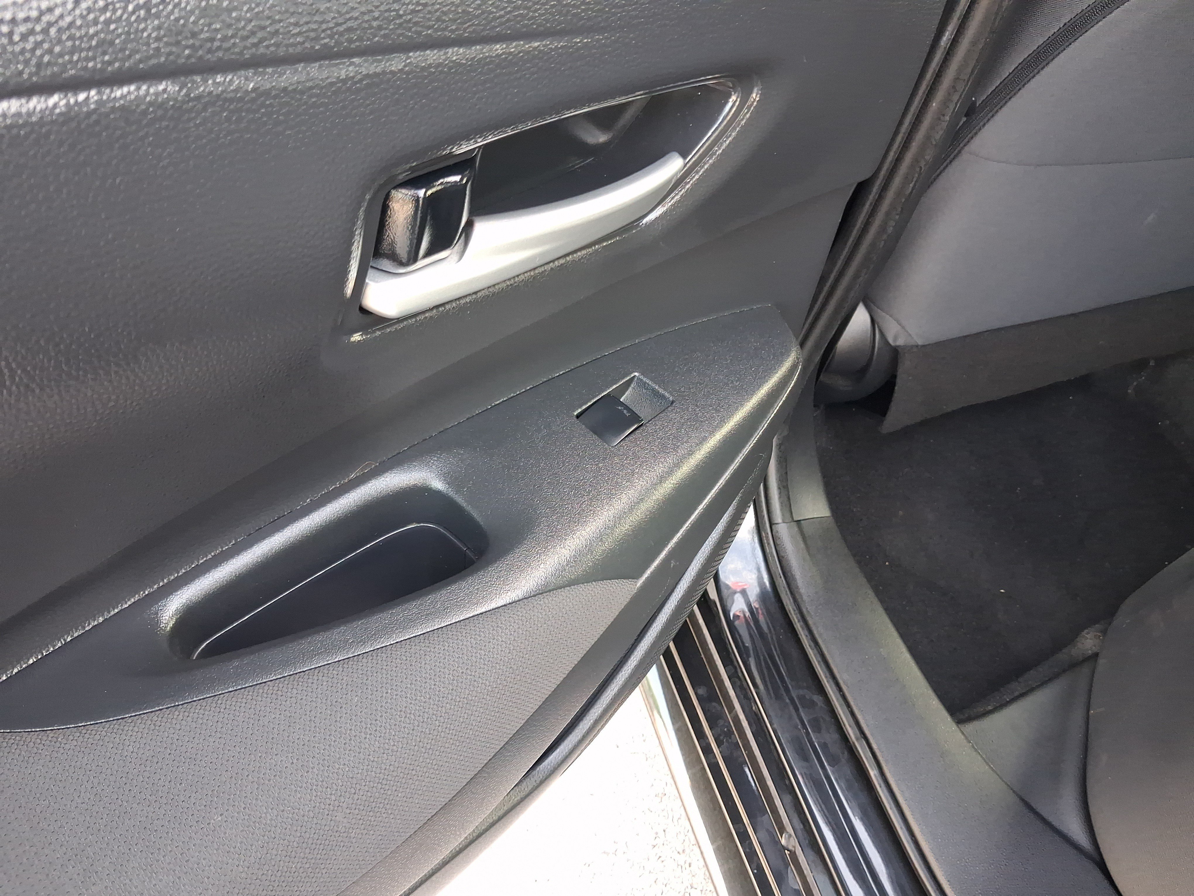 Used 2020 Black Toyota LE image 13