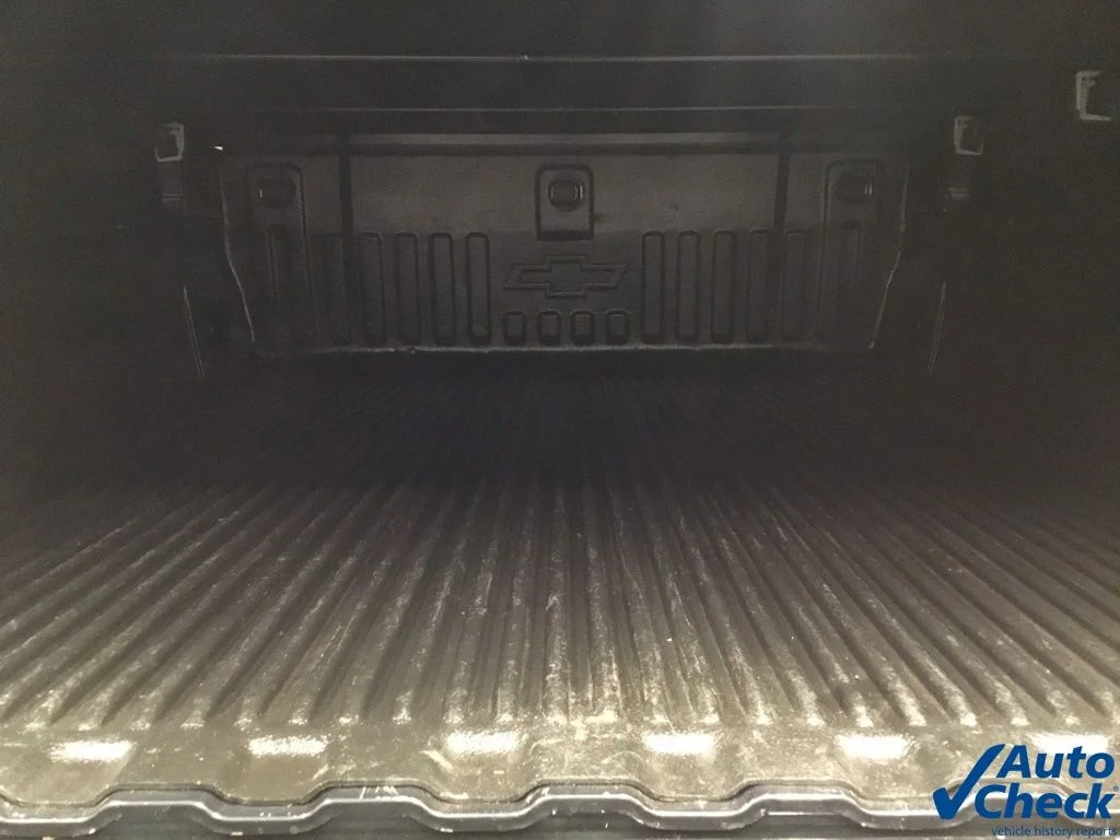 Used 2018 Gray Chevrolet LTZ image 17