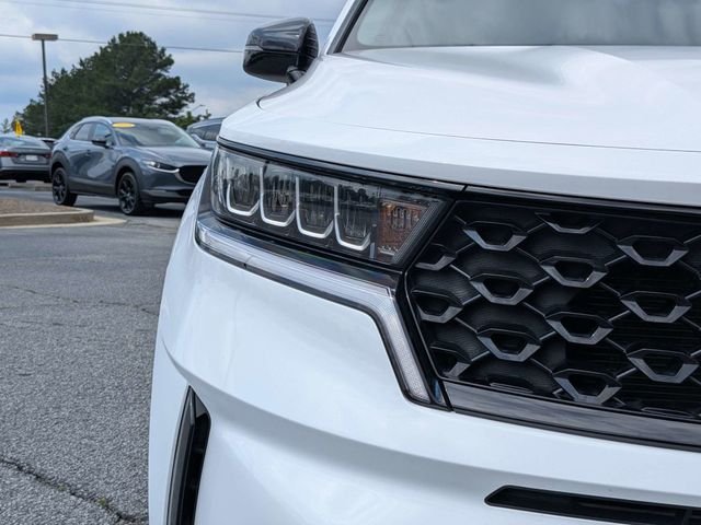 Used 2023 White Kia EX image 10