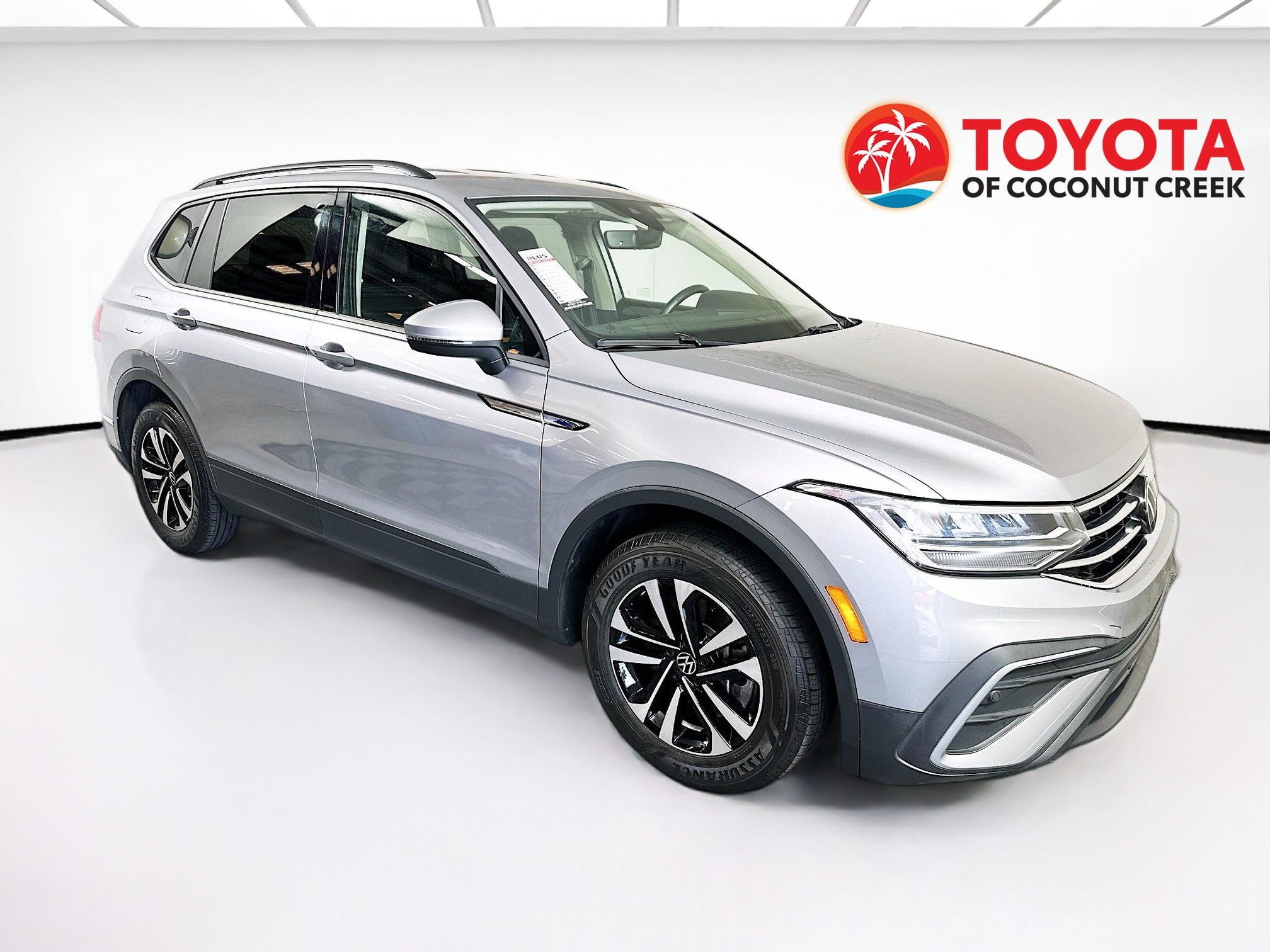 2024 Volkswagen Tiguan 2.0T S's photo