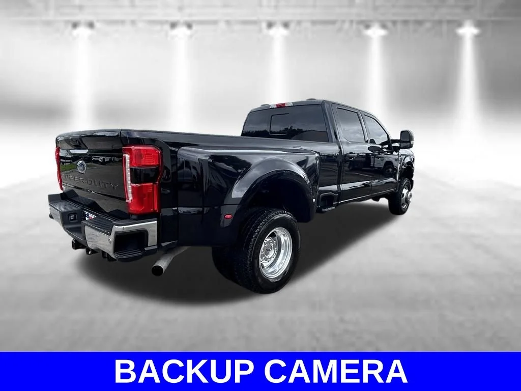 Certified Used 2024 Black Metallic Ford XLT image 4