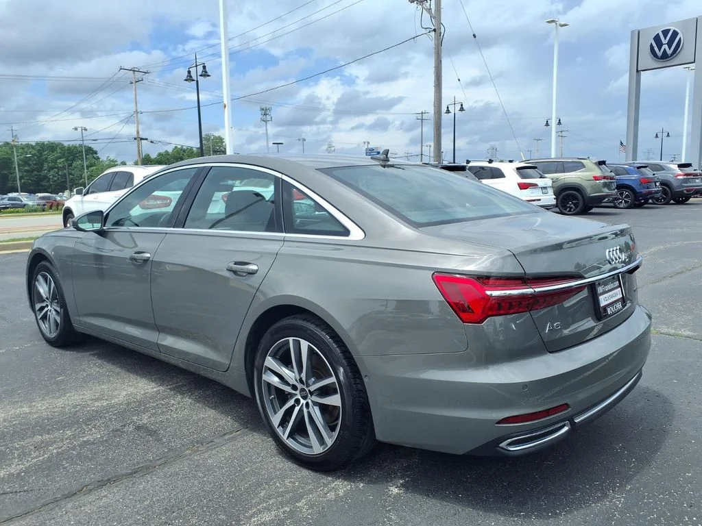 Used 2023 Gray Metallic Audi 45 Premium Plus image 4