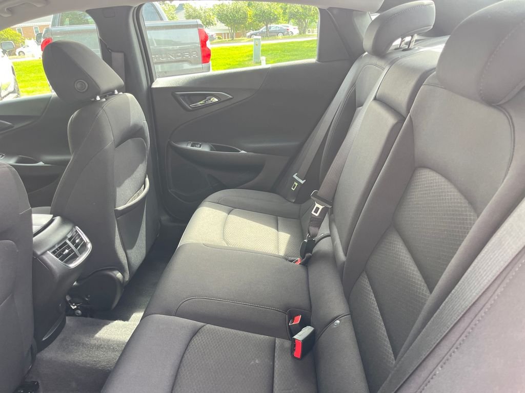 2023 Chevrolet Malibu 1LT - Photo 32