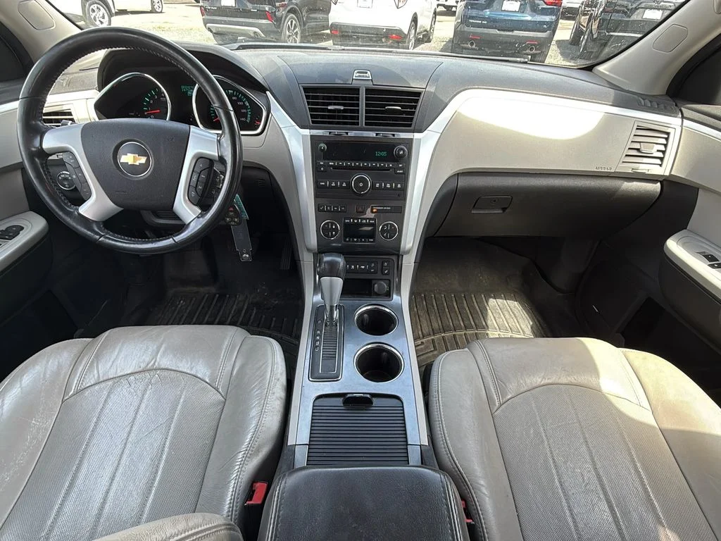 2011 Chevrolet Traverse LTZ - Photo 17