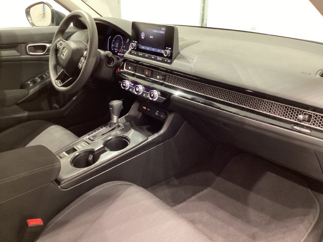 Used 2024  Honda LX image 15
