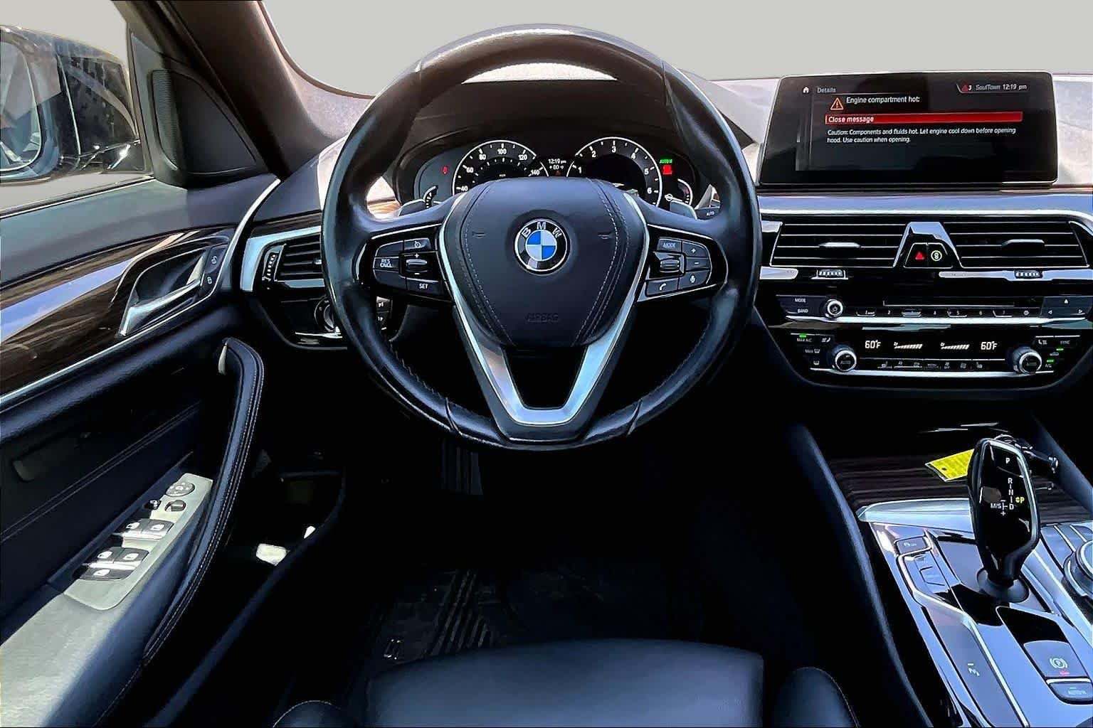 Pre-Owned 2019 BMW 5 Series 530i