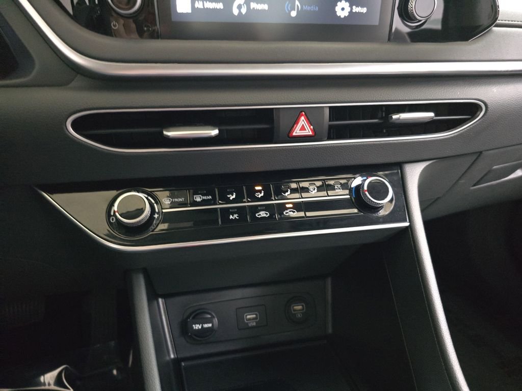 Used 2021 Portofino Gray Hyundai SE image 25