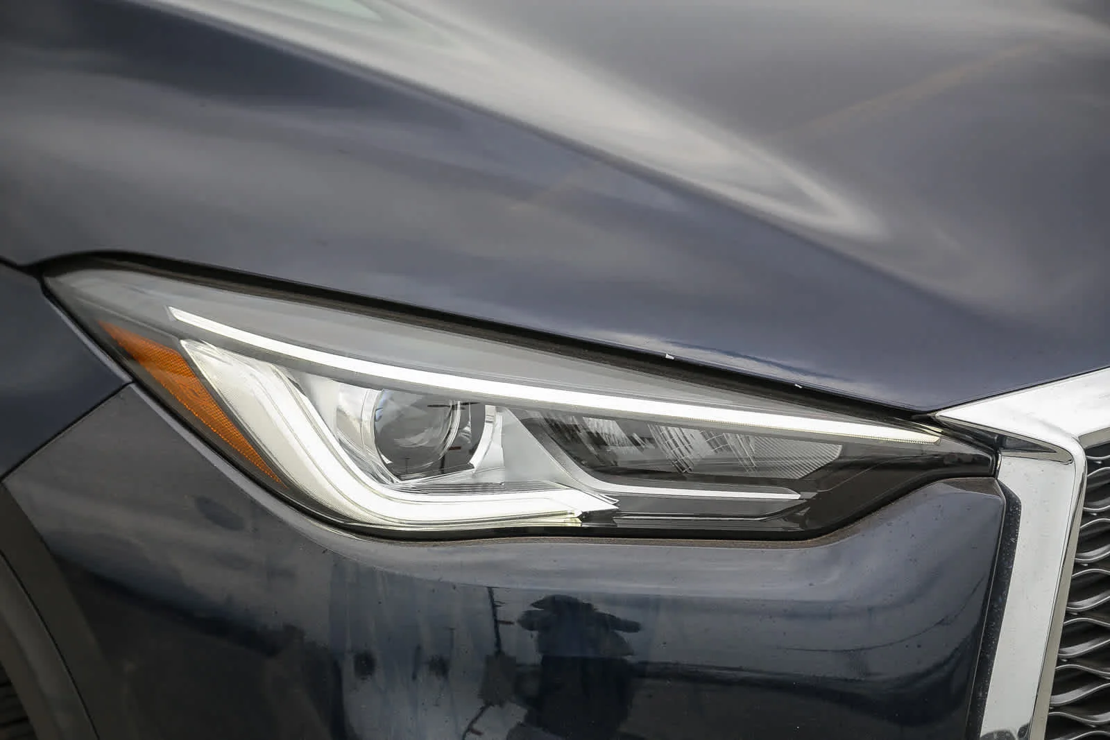 New 2025 HERMOSA BLUE INFINITI Pure AWD image 4