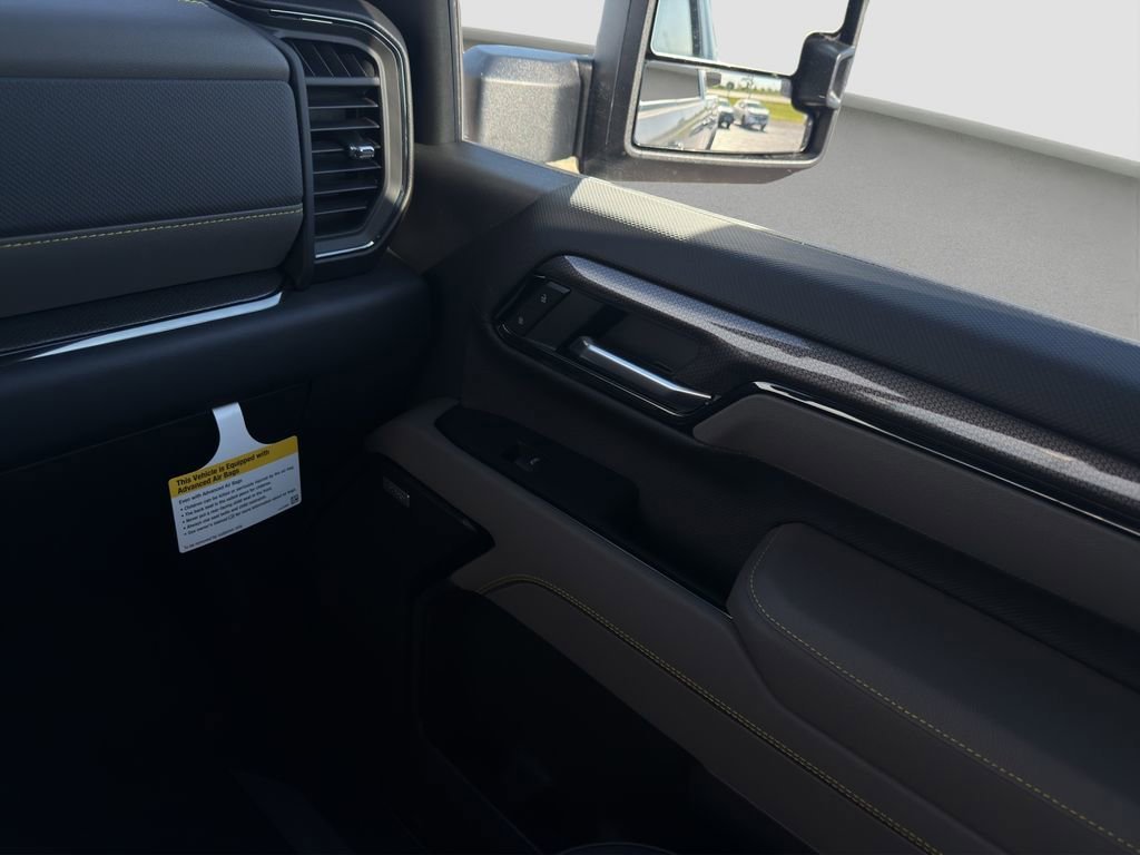 2026 Chevrolet Silverado 2500 HD ZR2 - Photo 17