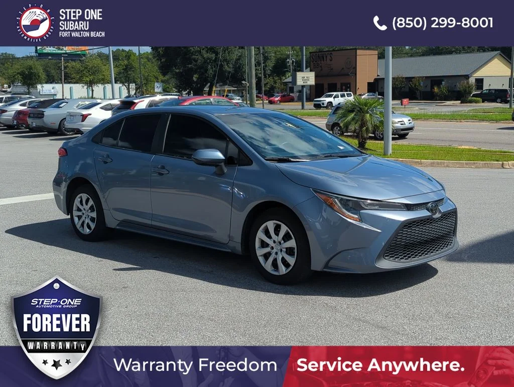Used 2022  Toyota LE image 9