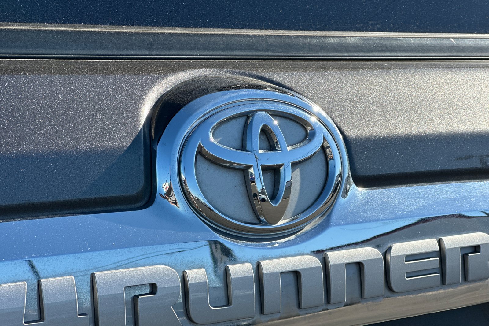 Used 2016 Magnetic Gray Metallic Toyota Limited image 27