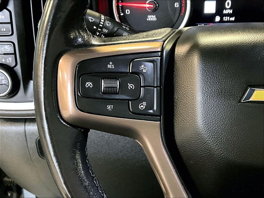 Used 2022 Gray Chevrolet High Country image 23